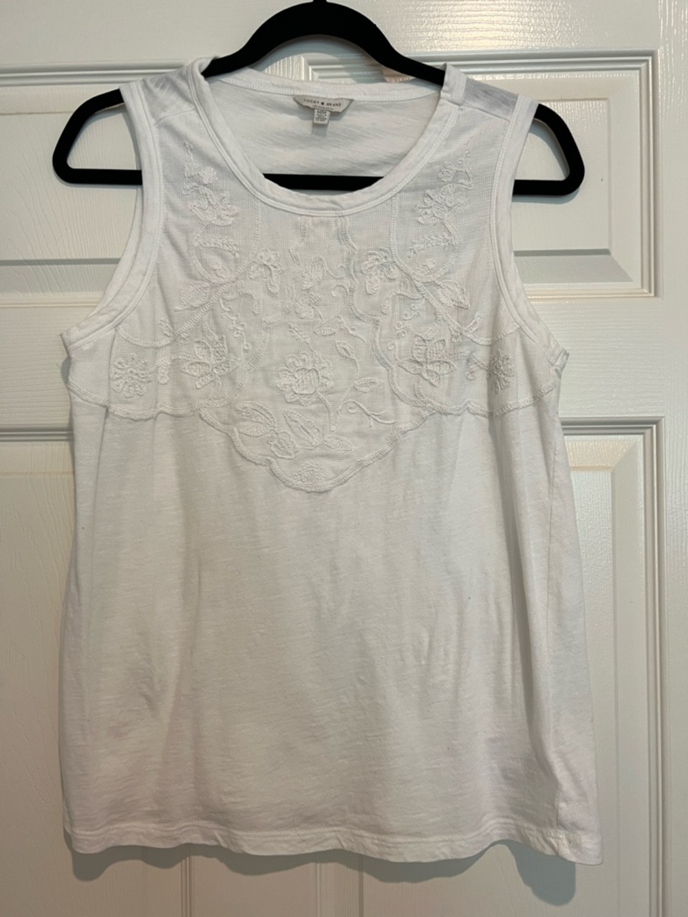 Lucky Brand White Embroidered Sleeveless Tank